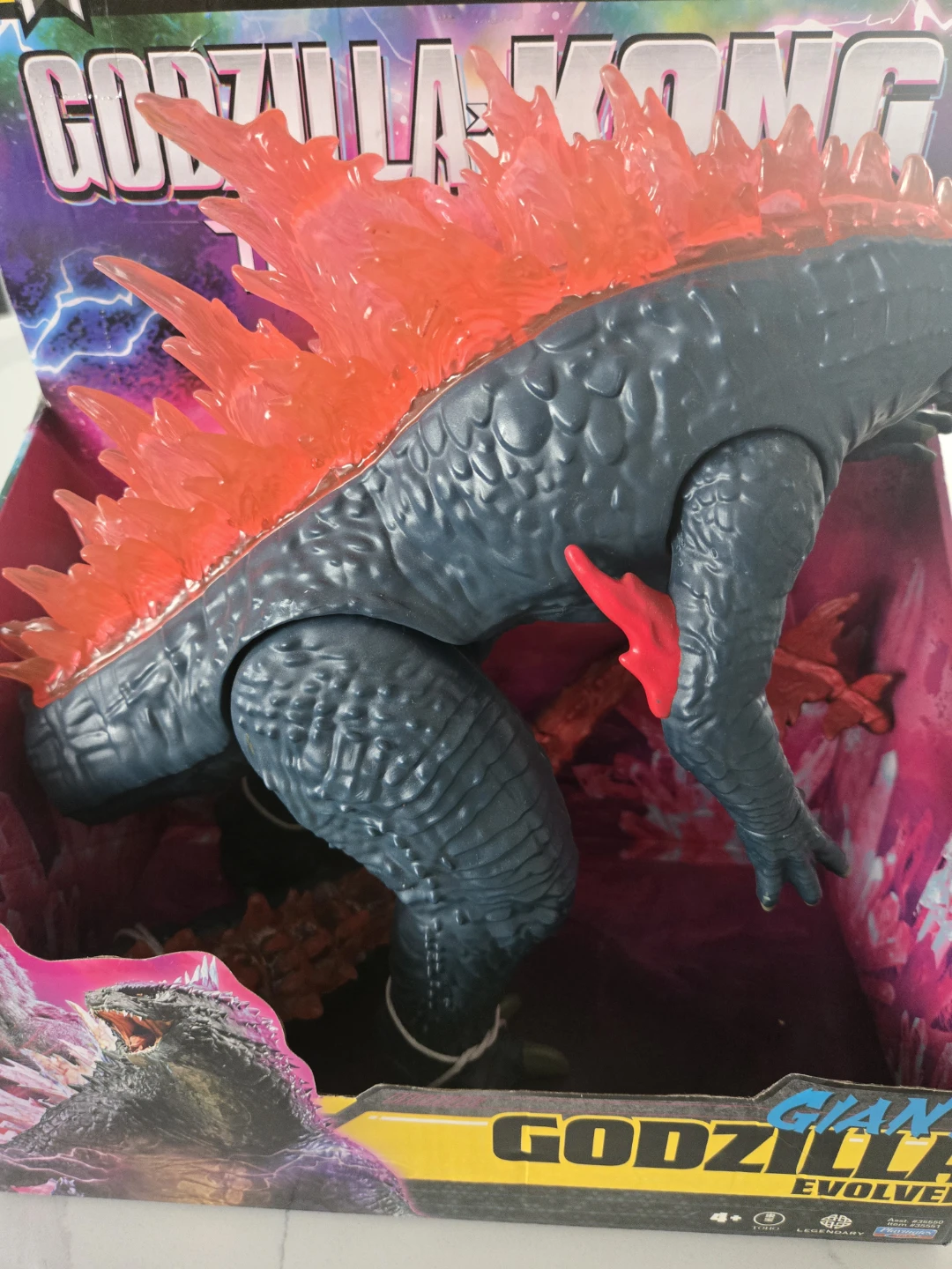 Monsterverse Godzilla x Kong Giant Godzilla Evolved Figure - photo 2