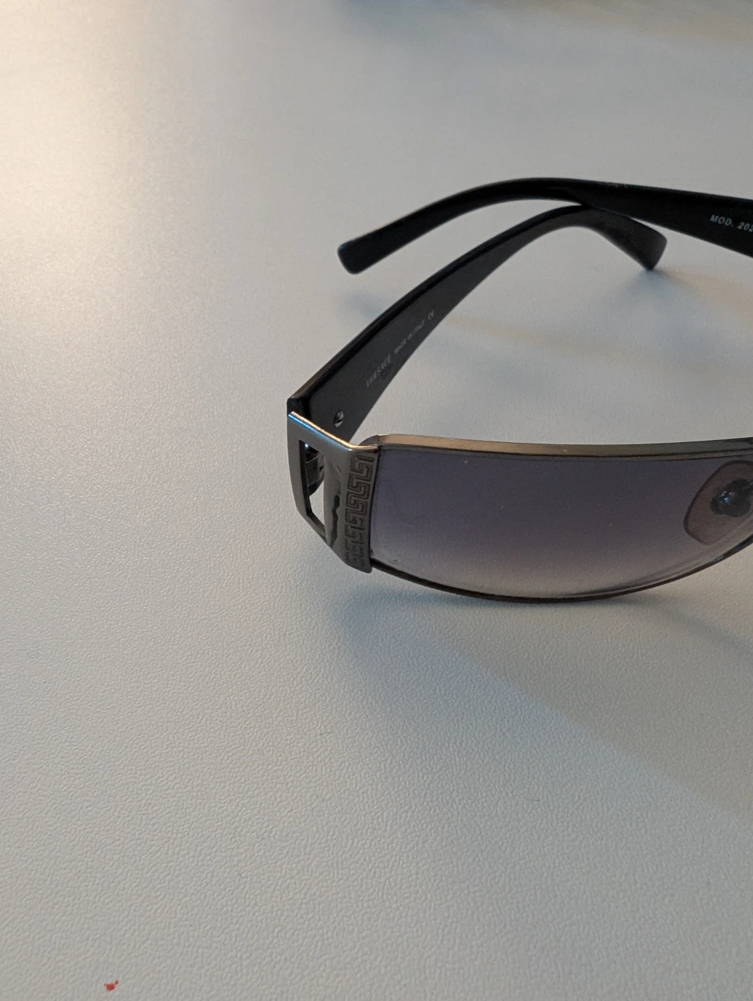 Versace Sunglasses Mod. 2021 - photo 3