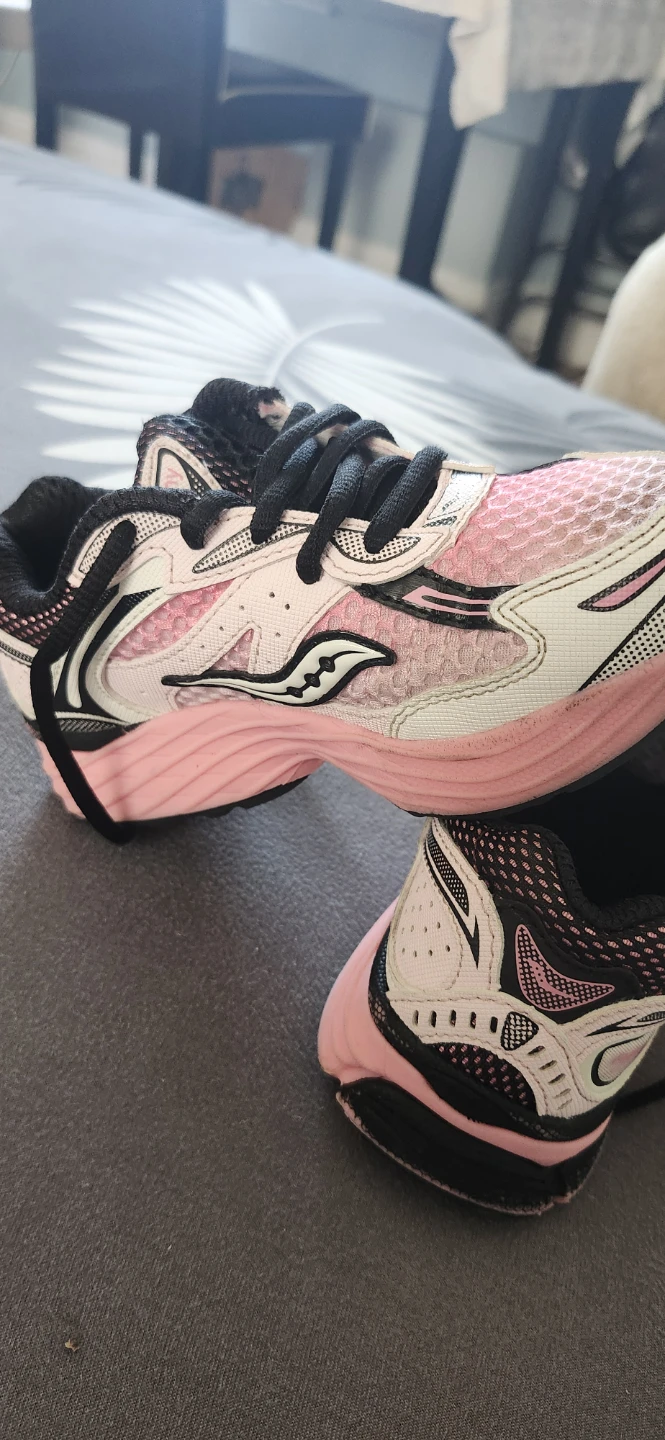 Saucony Omni KDZ Sneakers Pink