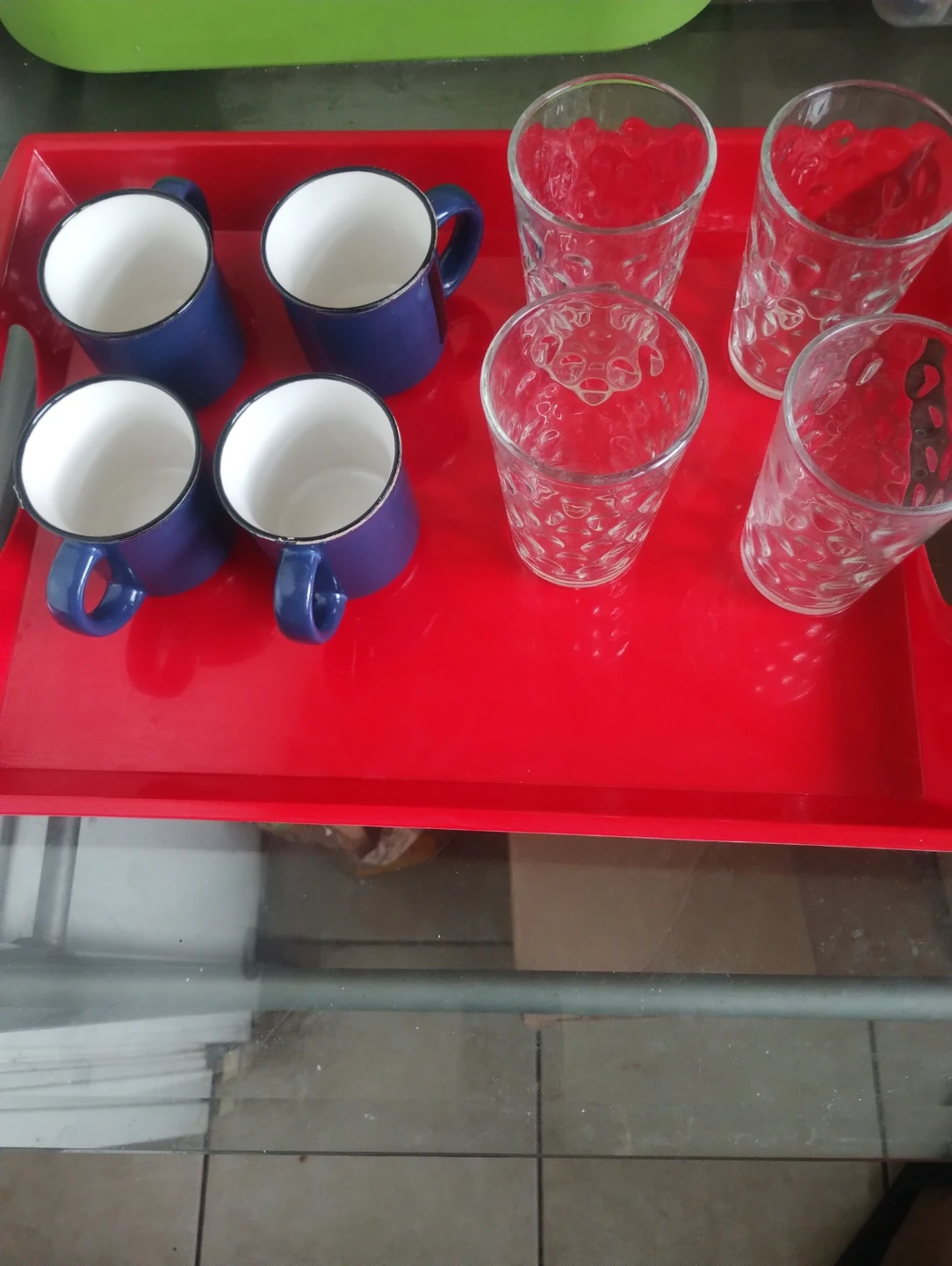 Tray and tea cups - photo 2