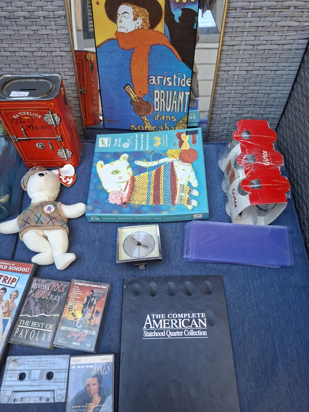 Eclectic Vintage Estate Lot: Media, Collectibles & Decor - photo 2
