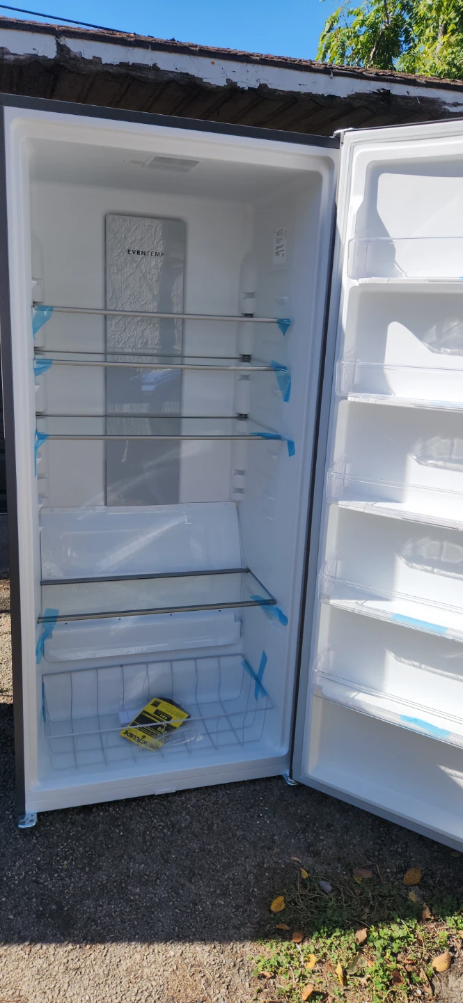 Frigidaire Eventemp Upright Freezer - photo 2