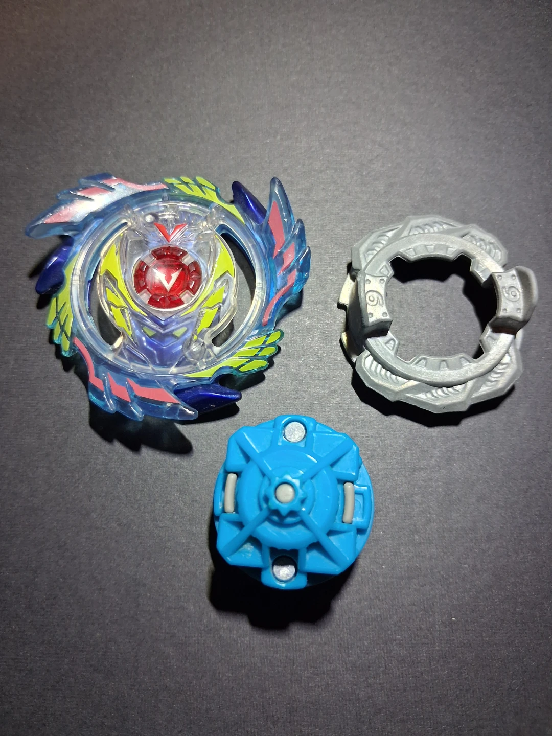 Beyblade Burst Valtyrek V3 God Valkyrie - photo 2