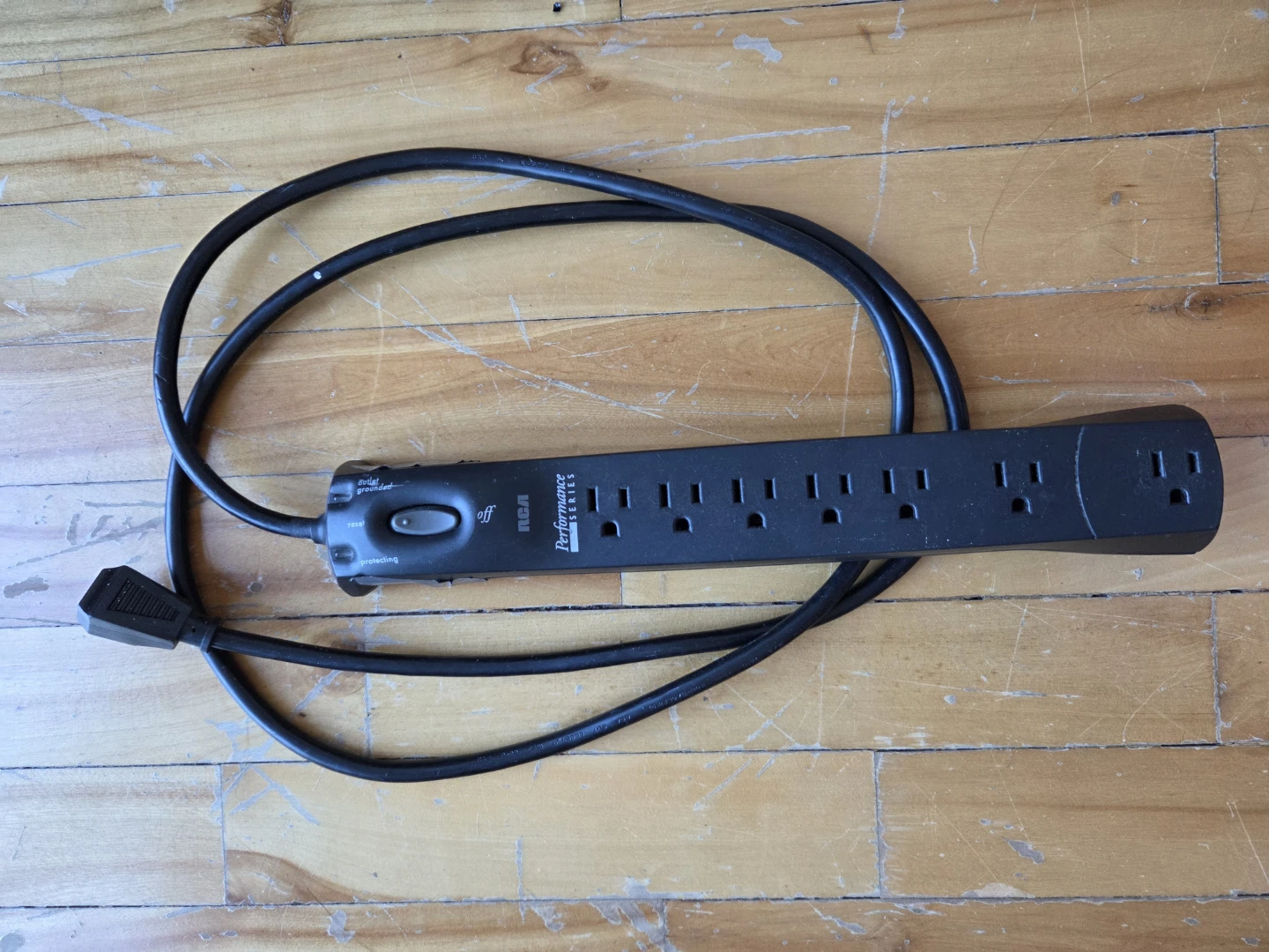 RCA Power Bar w/ Surge Protector (6ft)