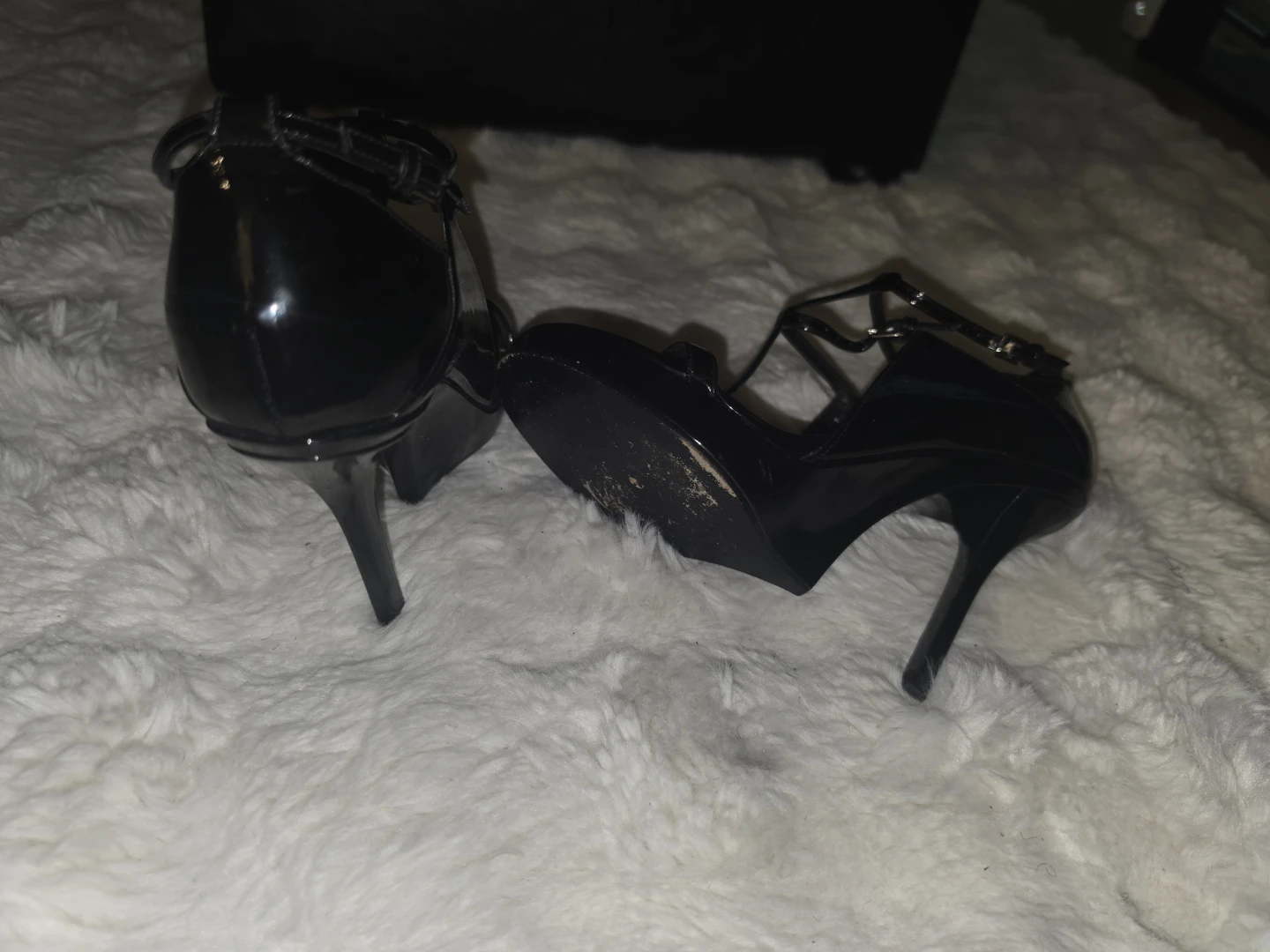 Saint Laurent Black Patent Heels - photo 5