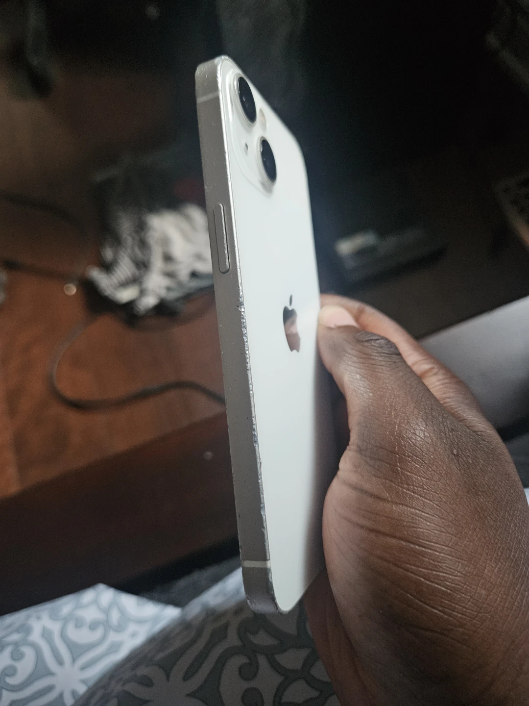 Apple iPhone 13 White - photo 3