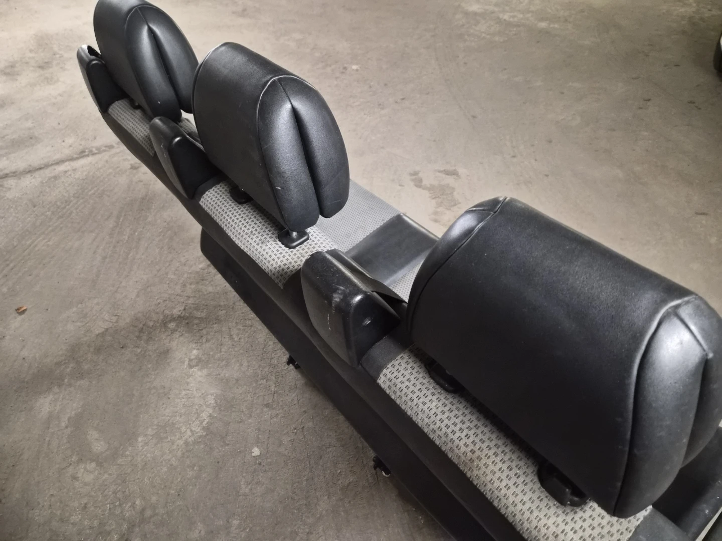 Mercedes Sprinter rear seat with cup holder - photo 3