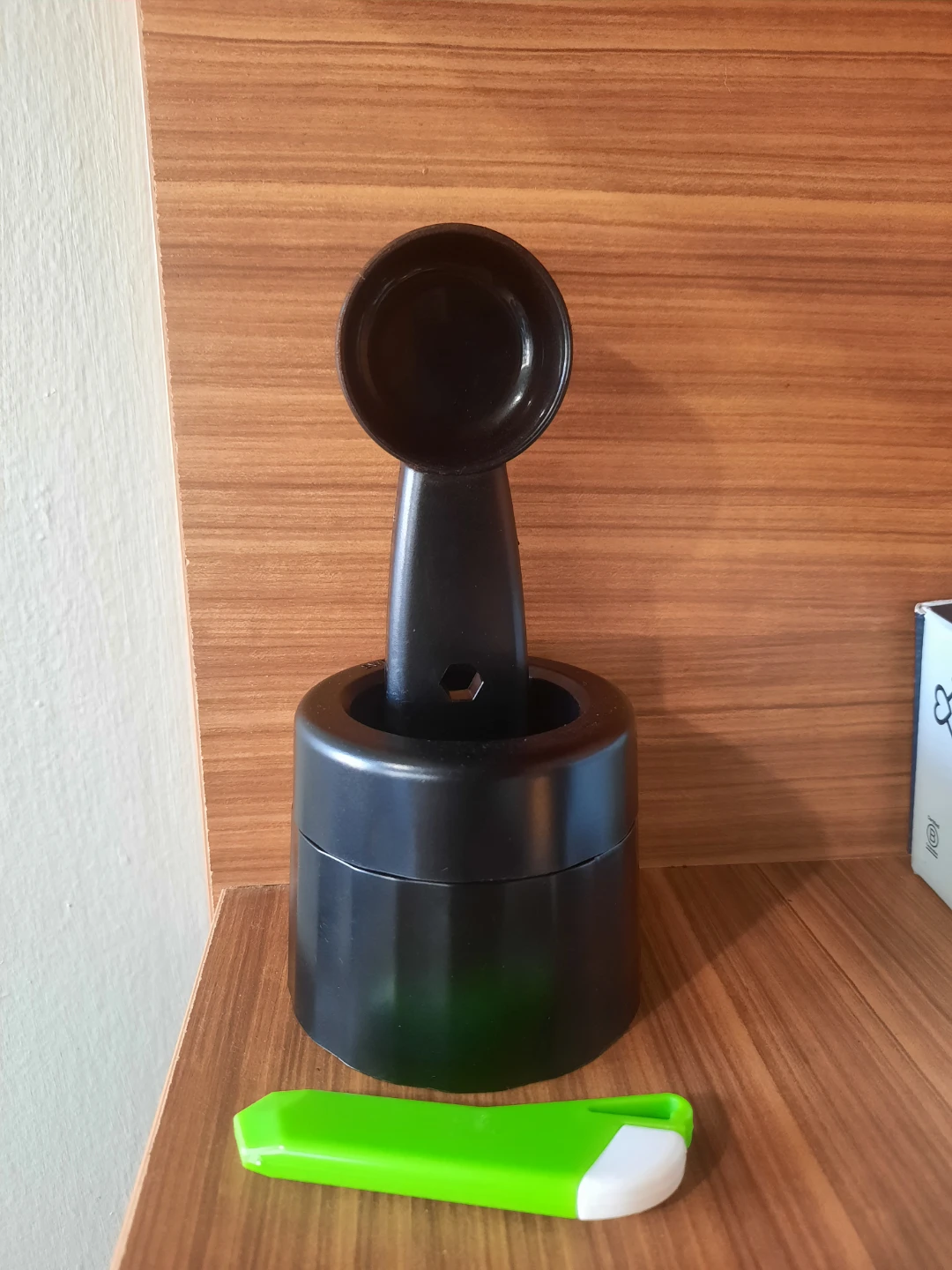 Nespresso De’Longhi Coffee Machine - photo 5