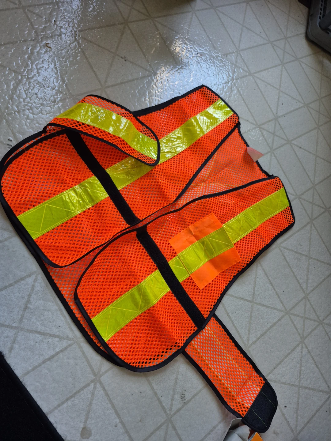 High Visibility Safety Vest 🍁 - photo 3