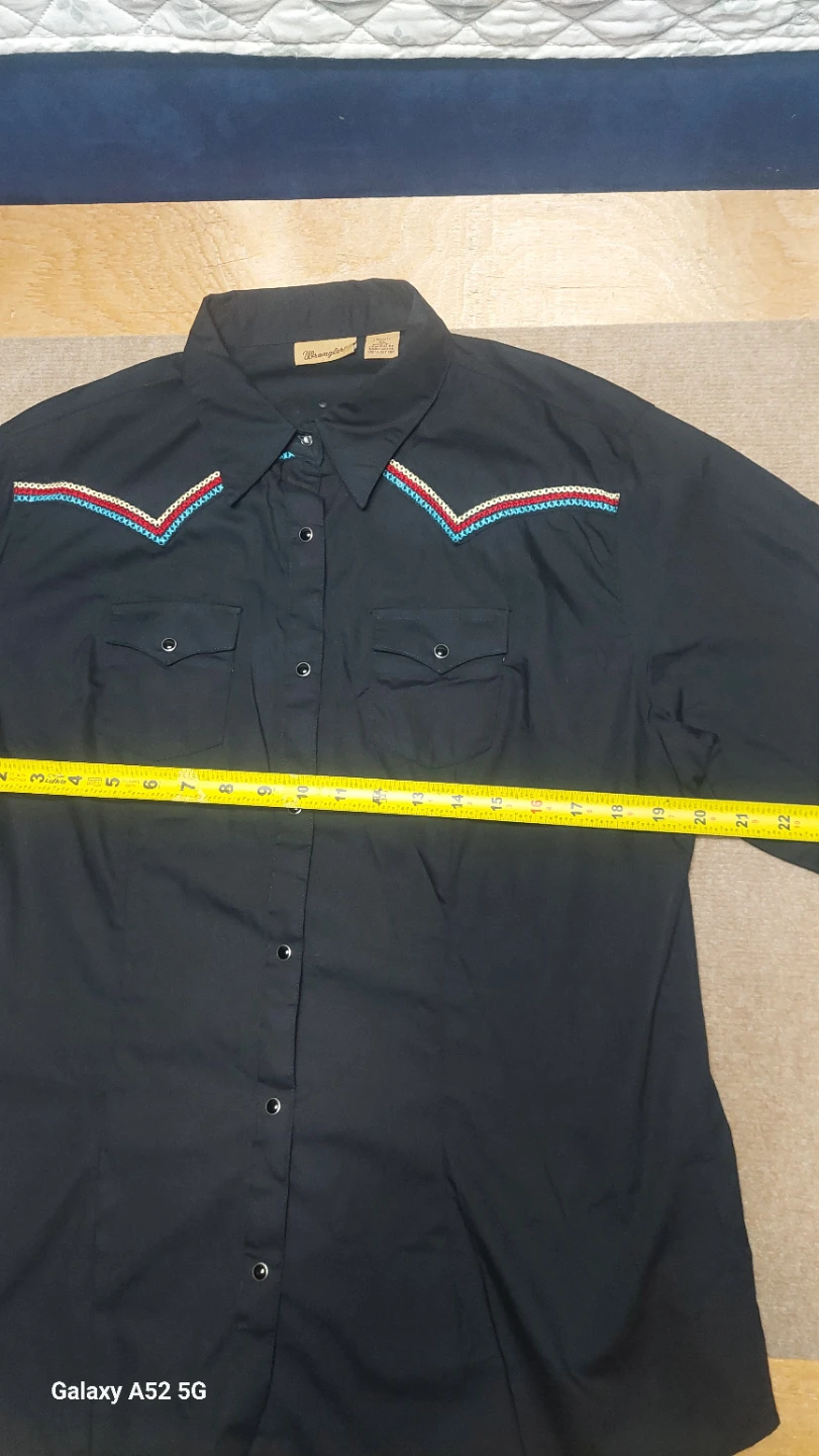 Wrangler Black Western Shirt with Embroidered Cross - photo 3