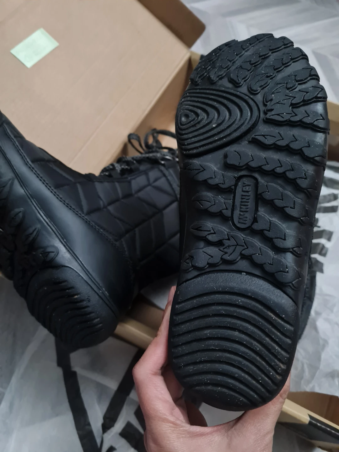 McKinley Waterproof Winter Boots Size 7 - photo 3