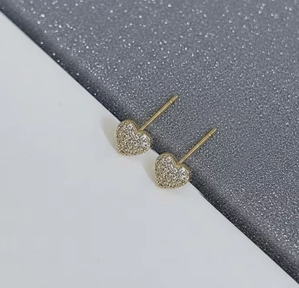 Gold-tone heart stud earrings with rhinestones - photo 3