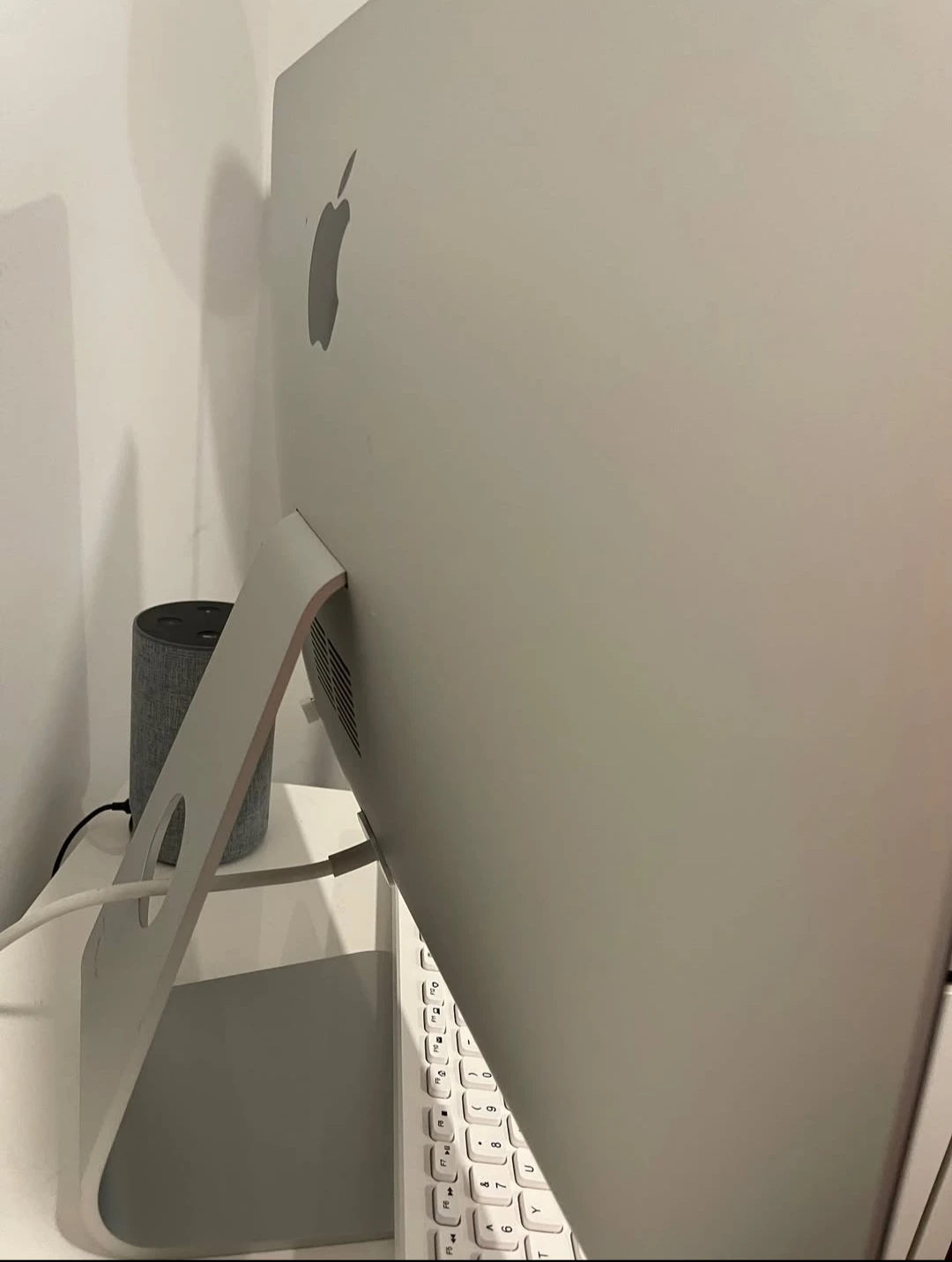 Imac 21.5" 2019 4k   , 1TB SSD, 32gb memory, Graphics 4gb - photo 3
