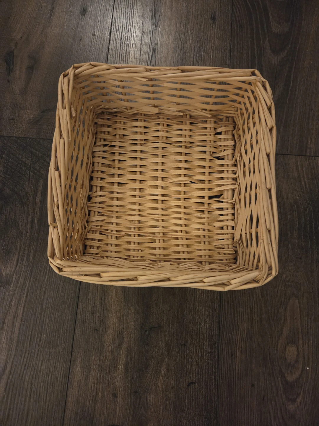 Set of three assorted wicker baskets - photo 3