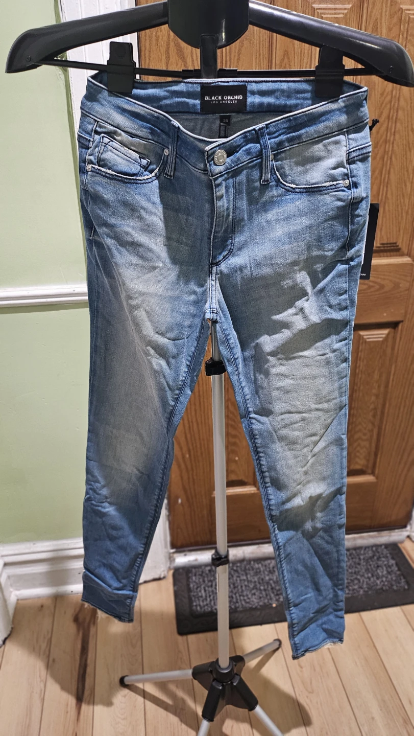 Black Orchid Jude Mid Rise Super Skinny Jeans