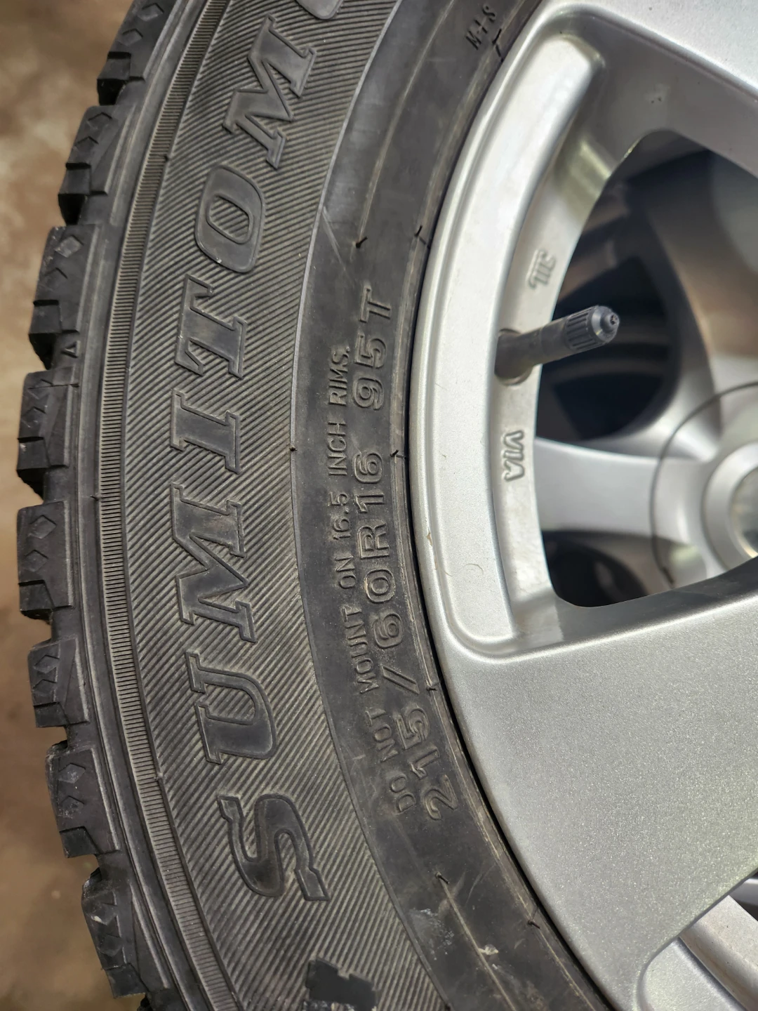Core Racing Rims with 215/60R16 Sumitomo Tires - photo 2
