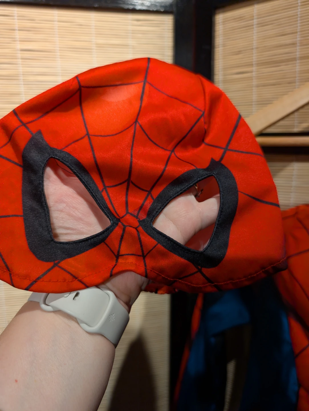 H&M Spider-Man Costume, Size 6-7 - photo 3