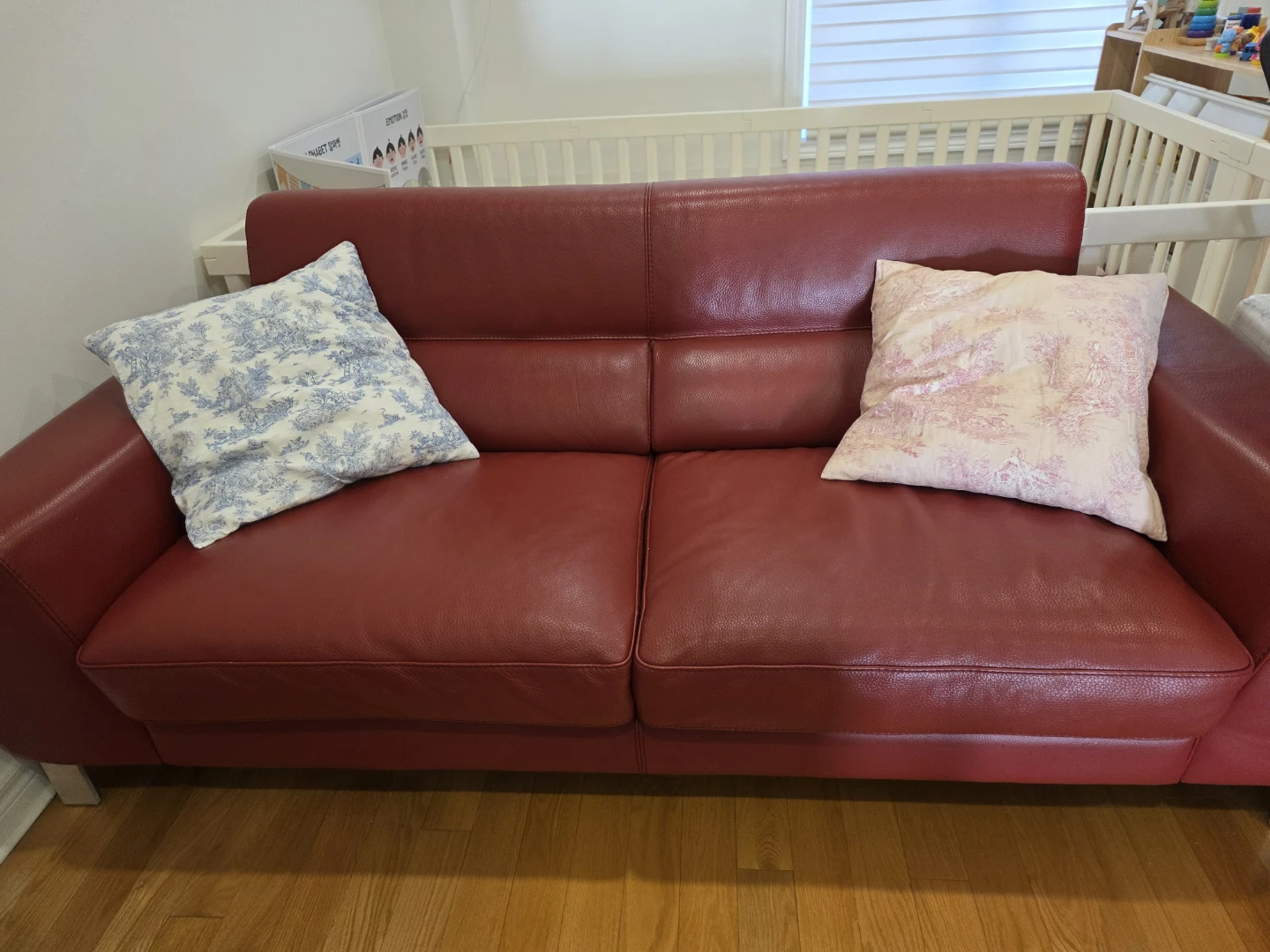 Premium Leather Sofa (Mobilia, discontinued model)