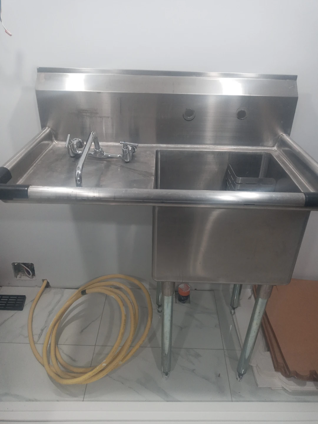 Commercial Stainless Steel Single Compartment Sink