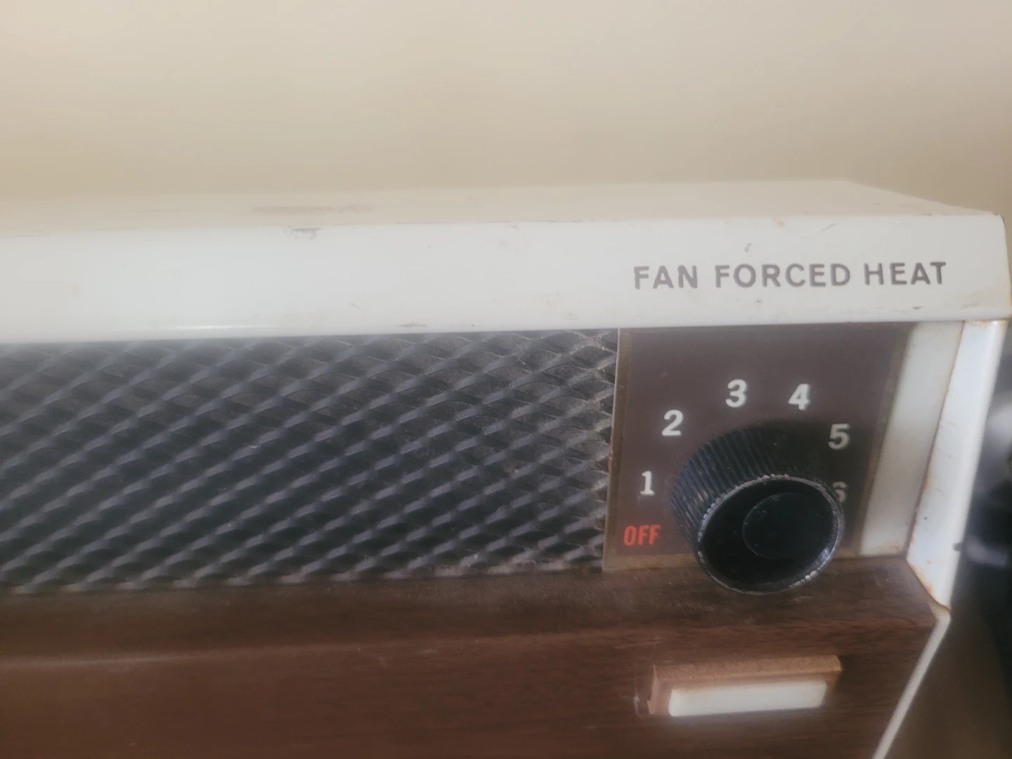 GE Portable Baseboard Heater - photo 2