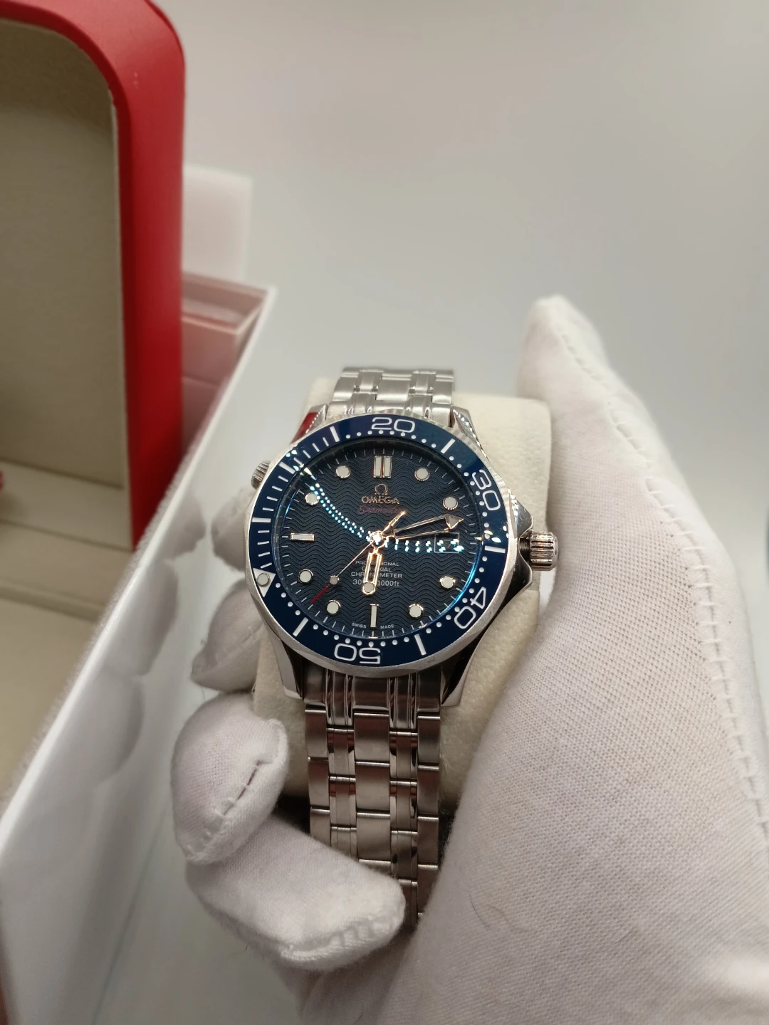 Brand new Luxury Dive Watch Box Papers