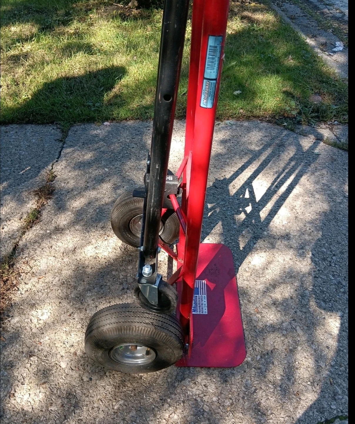 Milwaukee 2-in-1 Convertible Hand Truck - photo 4