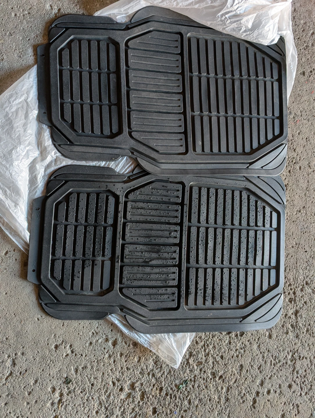 Set of Two Black Rubber Car Floor Mats