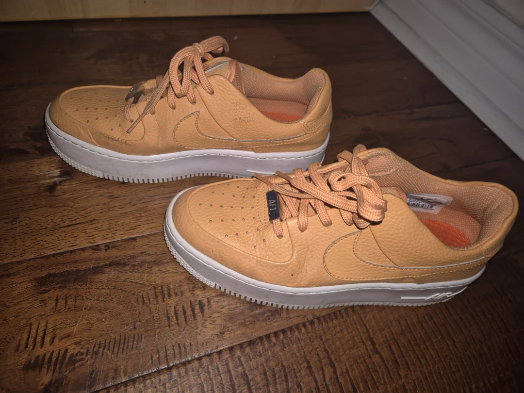 Nike Air Force 1 Sage Low  Copper Moon