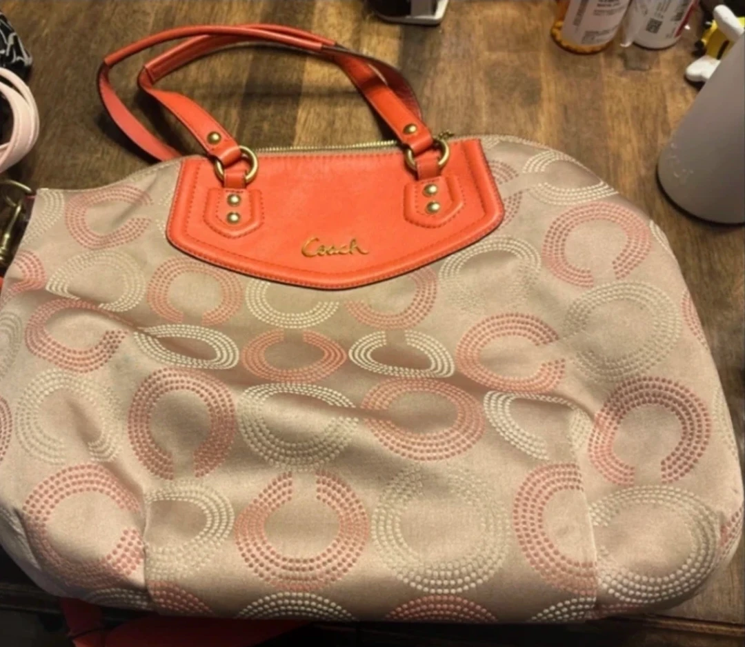 🥕Coach Handbag Coral and Beige - photo 4