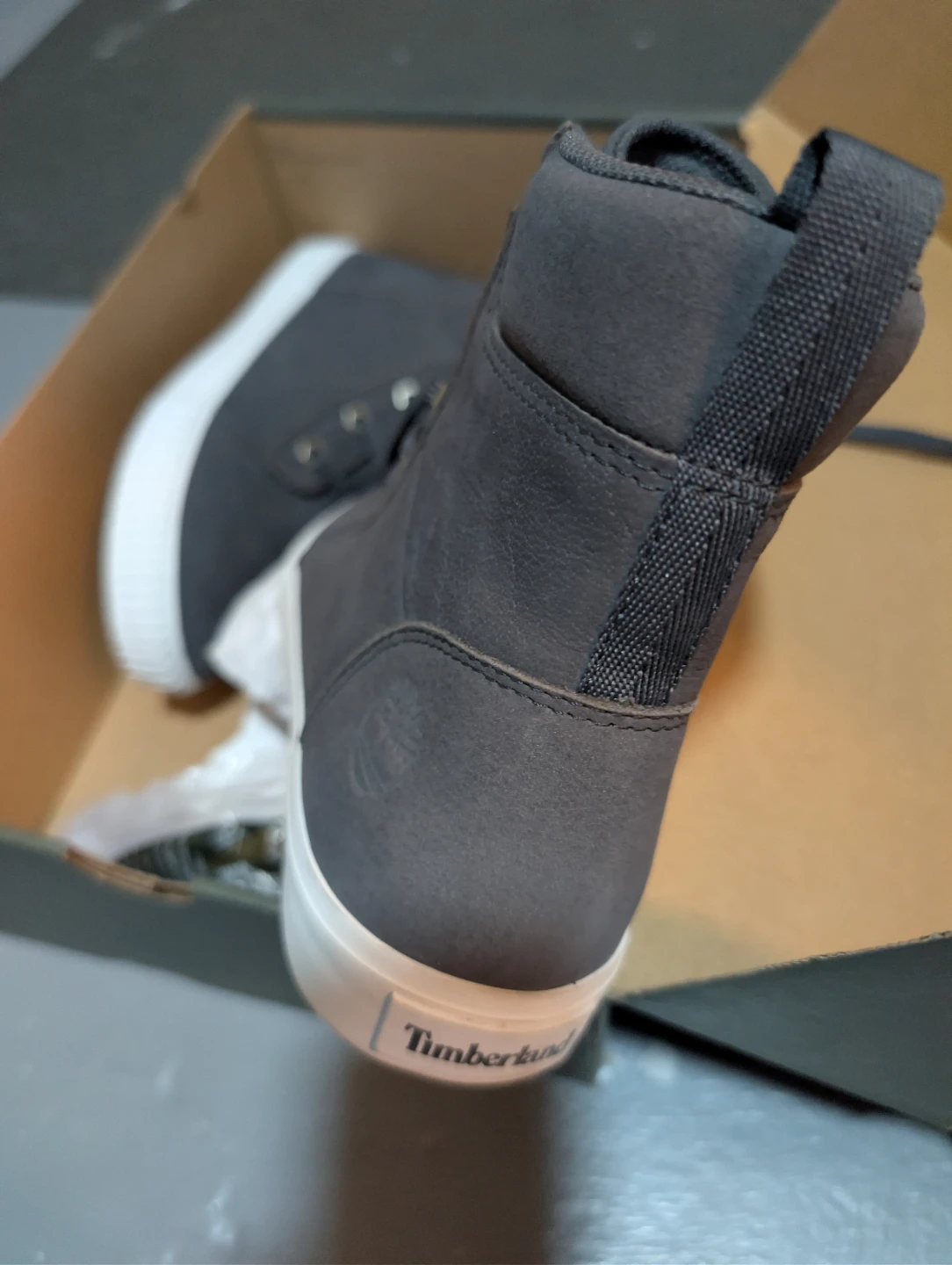 Timberland Skyla Bay 6-Inch Boots, Grey, Size 6.5 - photo 4