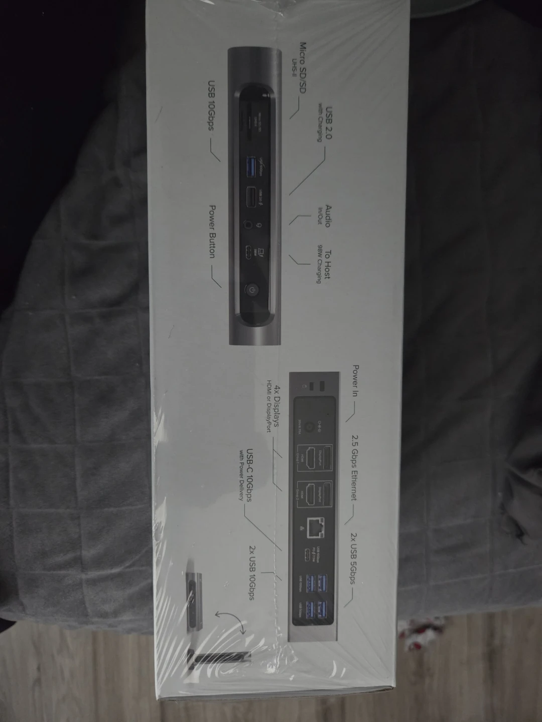 Plugable Thunderbolt 4 & USB4 Quad Display Docking Station - photo 2