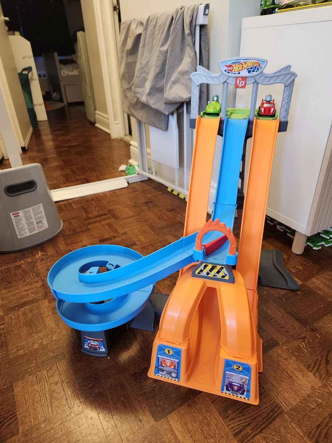 Fisher-Price Little People Hot Wheels Racing Set