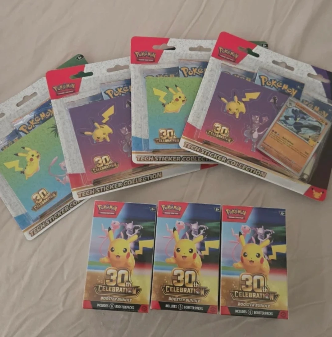 Pokémon 30th Anniversary Collection Bundle - photo 2