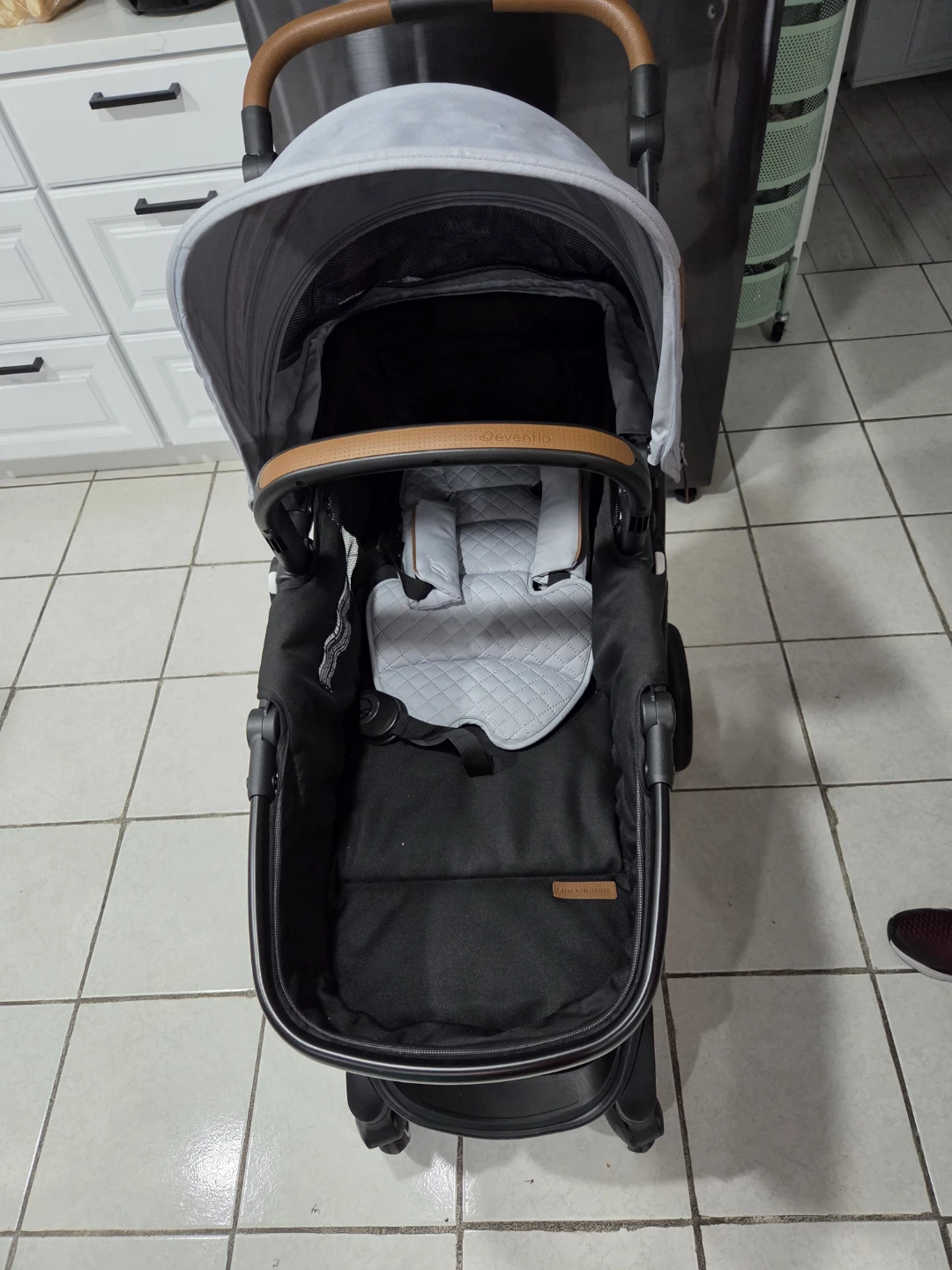 Evenflo Litemax NXT SensorySoothe Infant Car Seat - photo 5