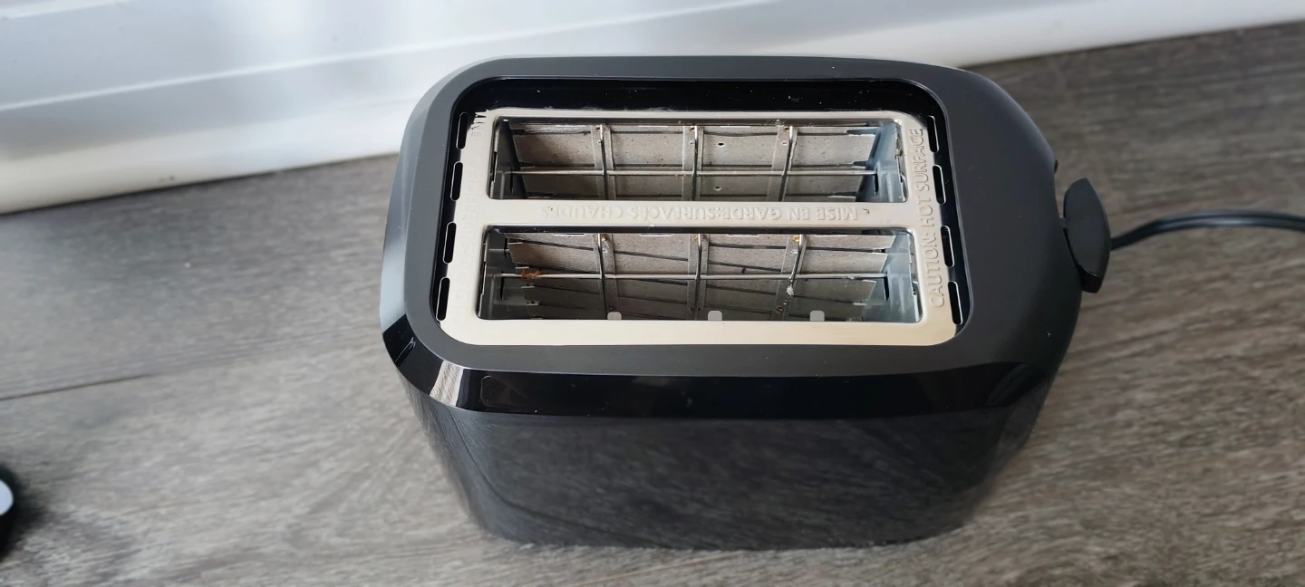 Black Toaster + Electric Kettle - photo 2