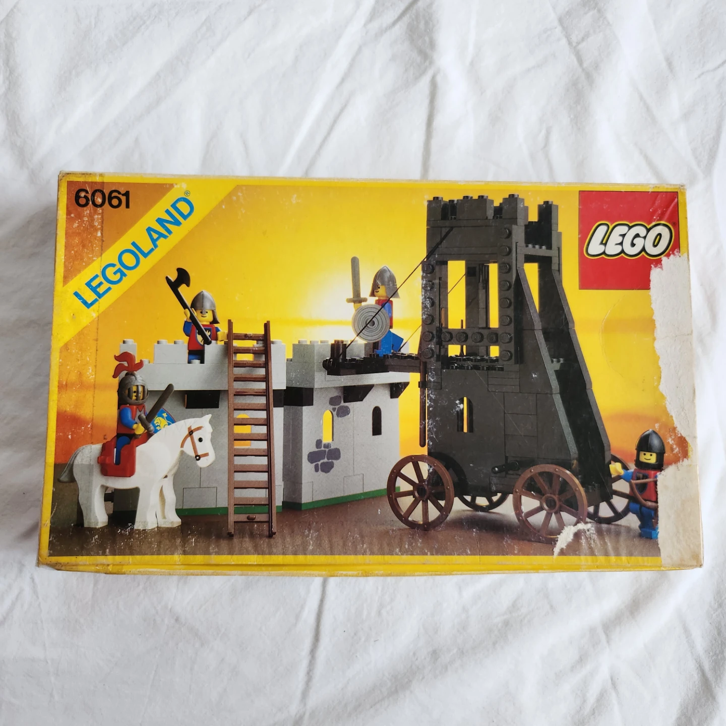 Vintage LEGO 6061 Siege Tower - photo 4