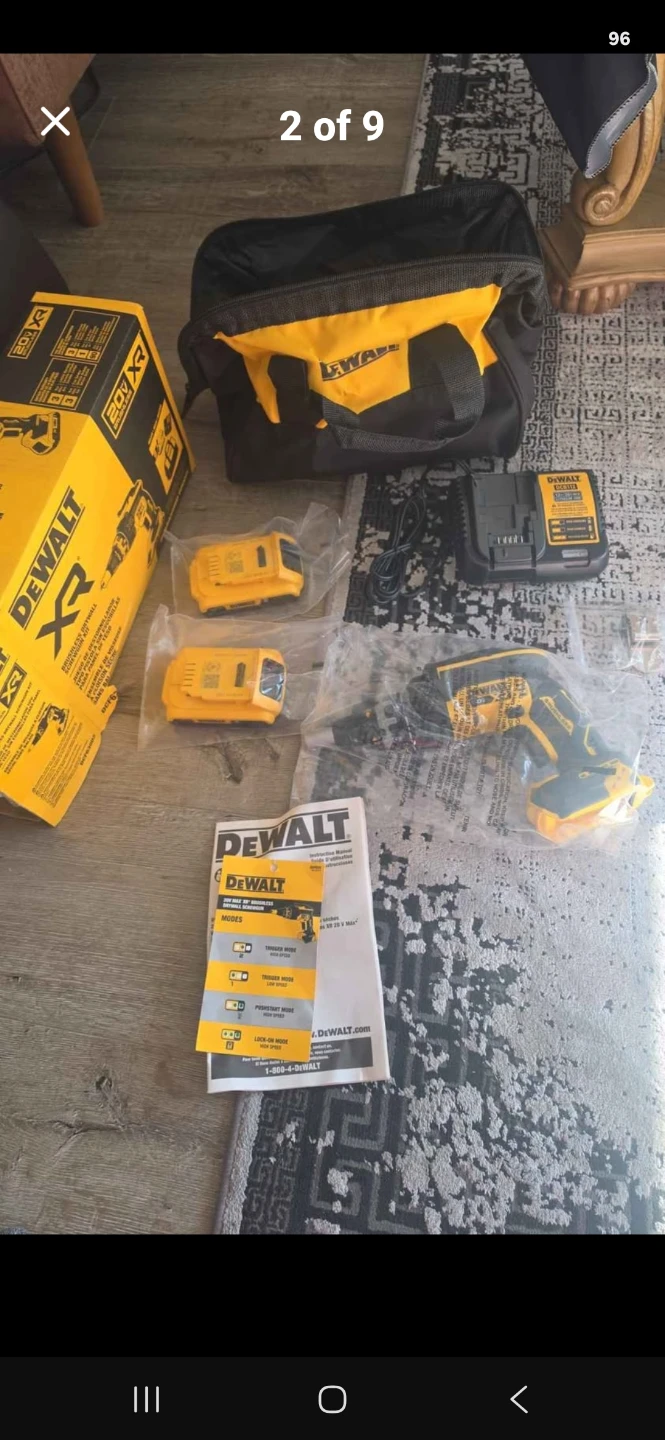 Dewalt screwgun kit - photo 2