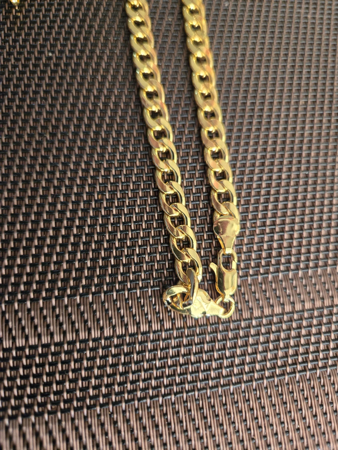 Gold-tone chain set - photo 3