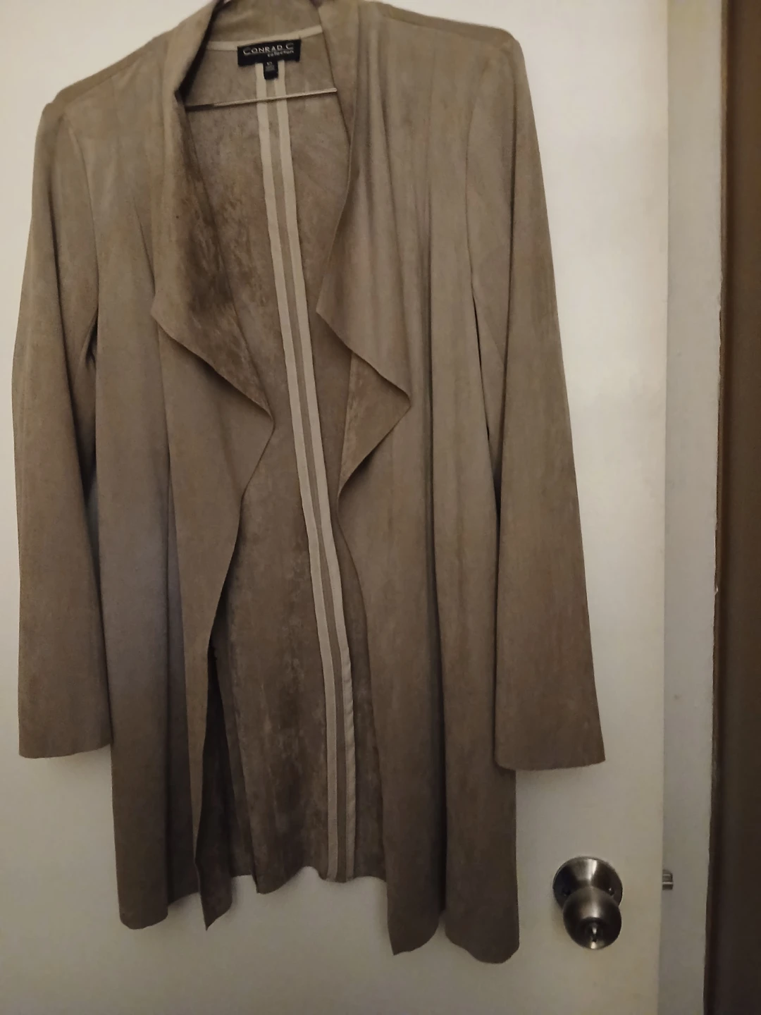 Assorted Women's Jackets and Coats - photo 2