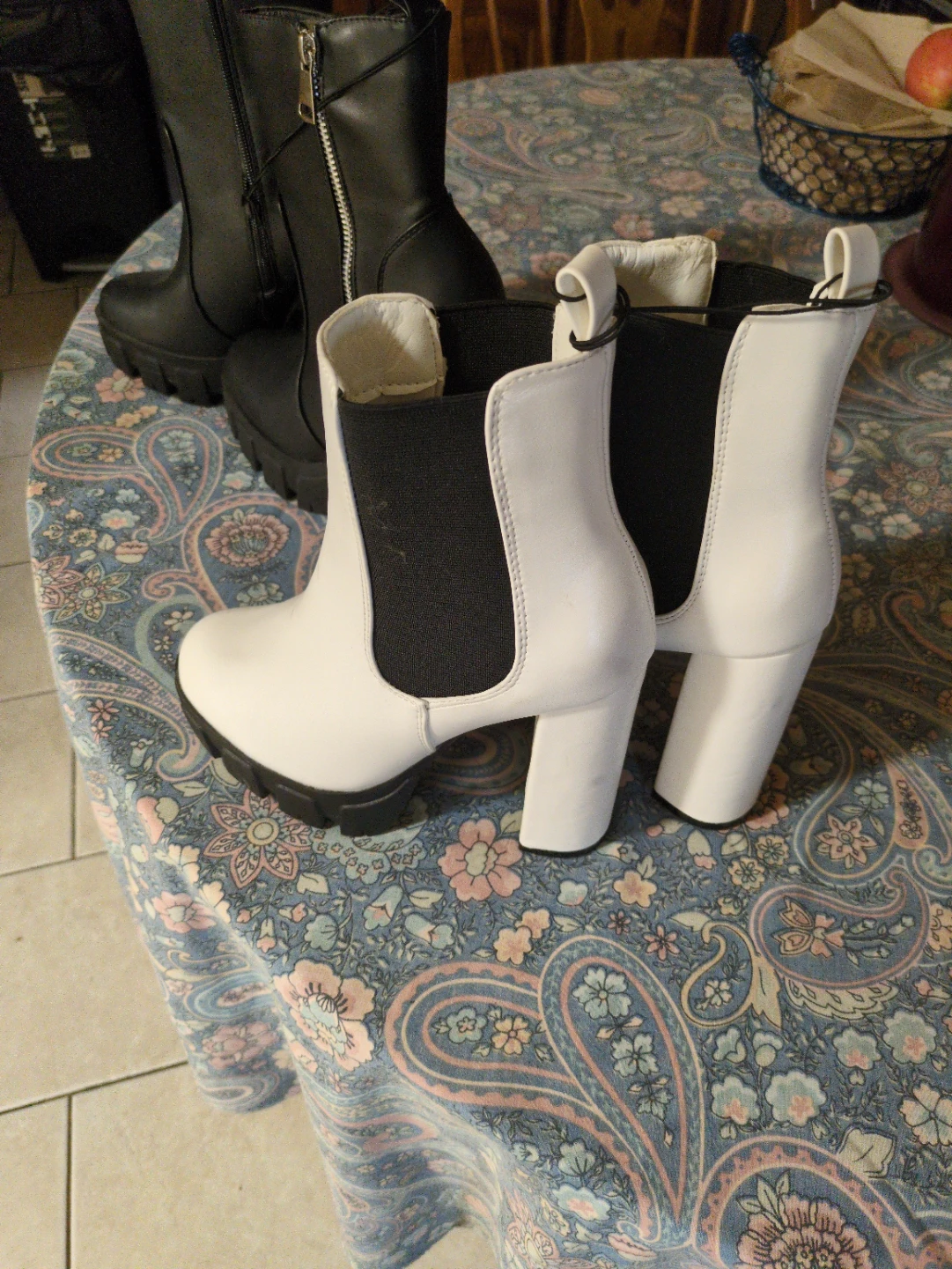 Two Pairs of Boots, Size 6 - photo 3