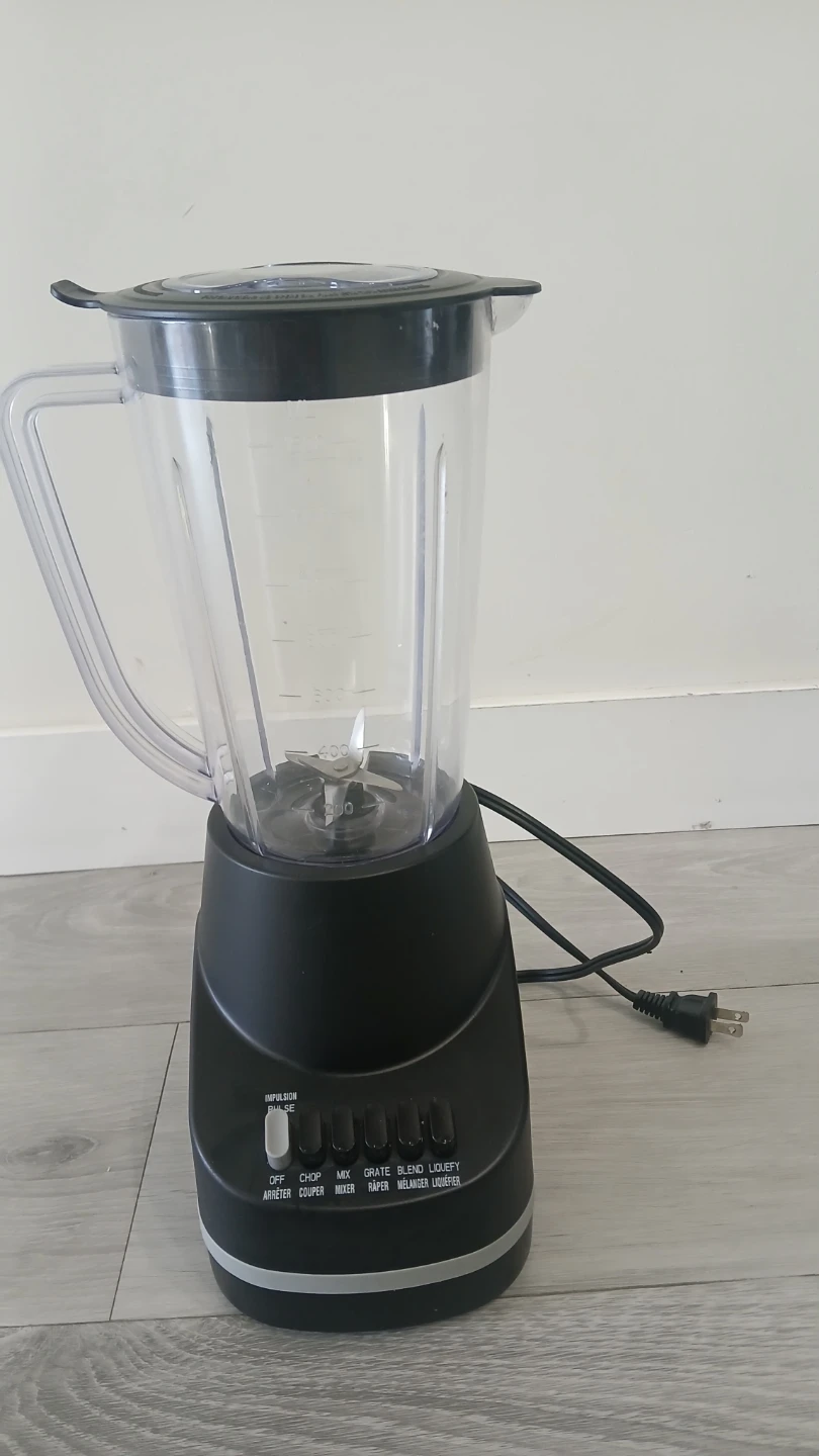 Black Countertop Blender - photo 3
