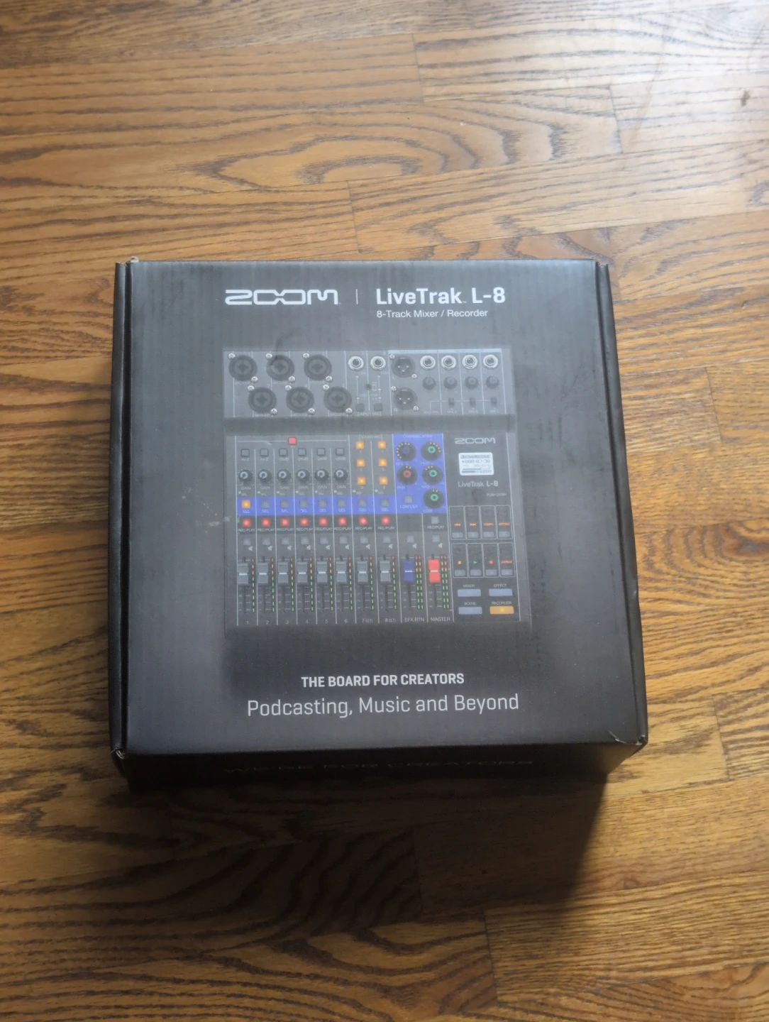 Zoom LiveTrak L-8 8-Track Mixer and Recorder - photo 3