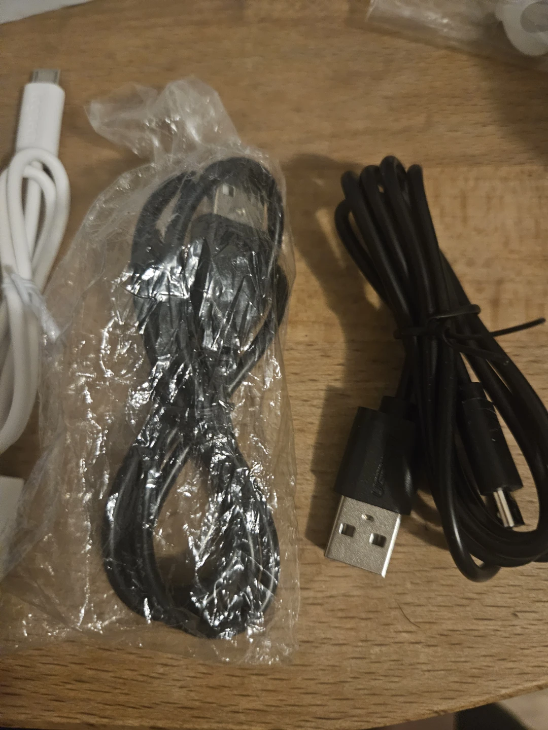 Unused Micro USB charging cables - photo 3