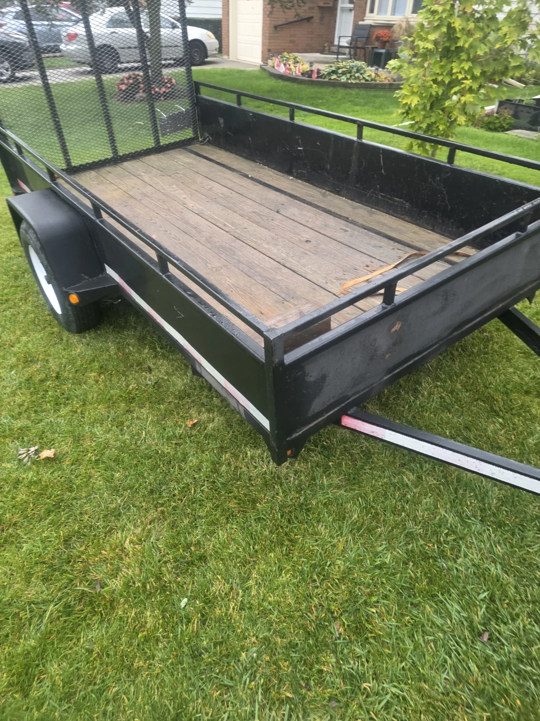 Utility Trailer with Mesh Gate - photo 2