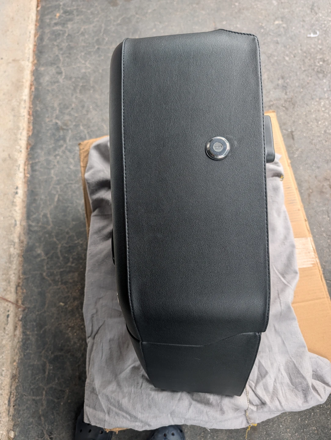 Viking hardshell leather saddlebag 38L Baldur - photo 2