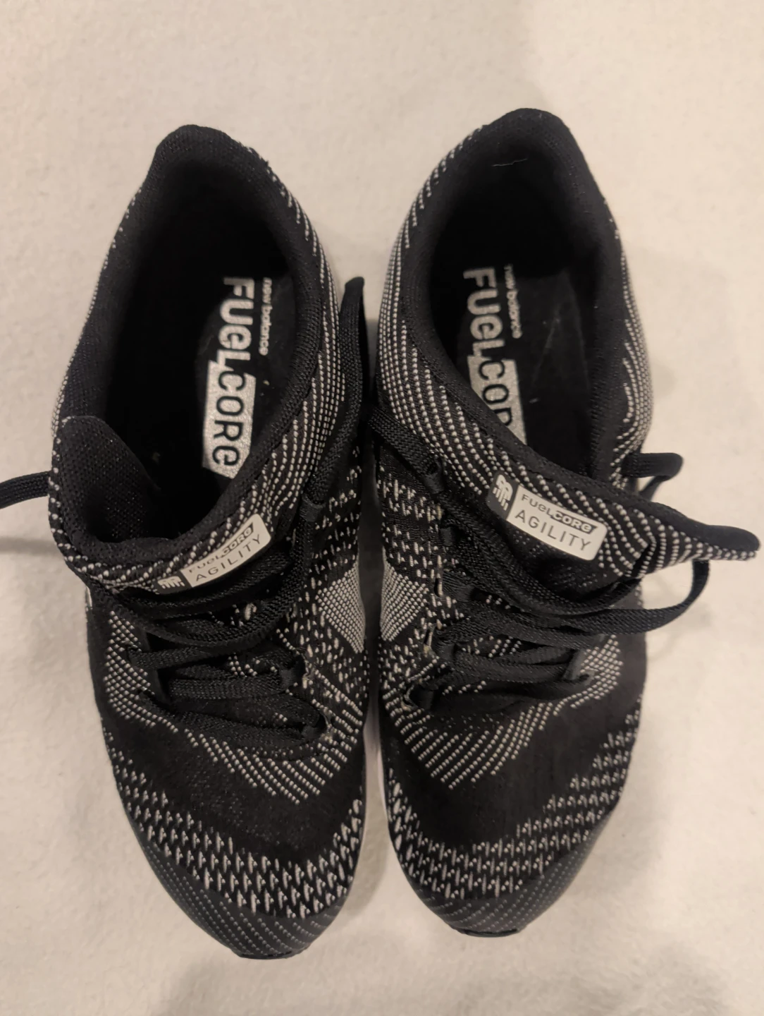New Balance Size 8 Women's Runners (Like New - Indoors Only) - photo 2