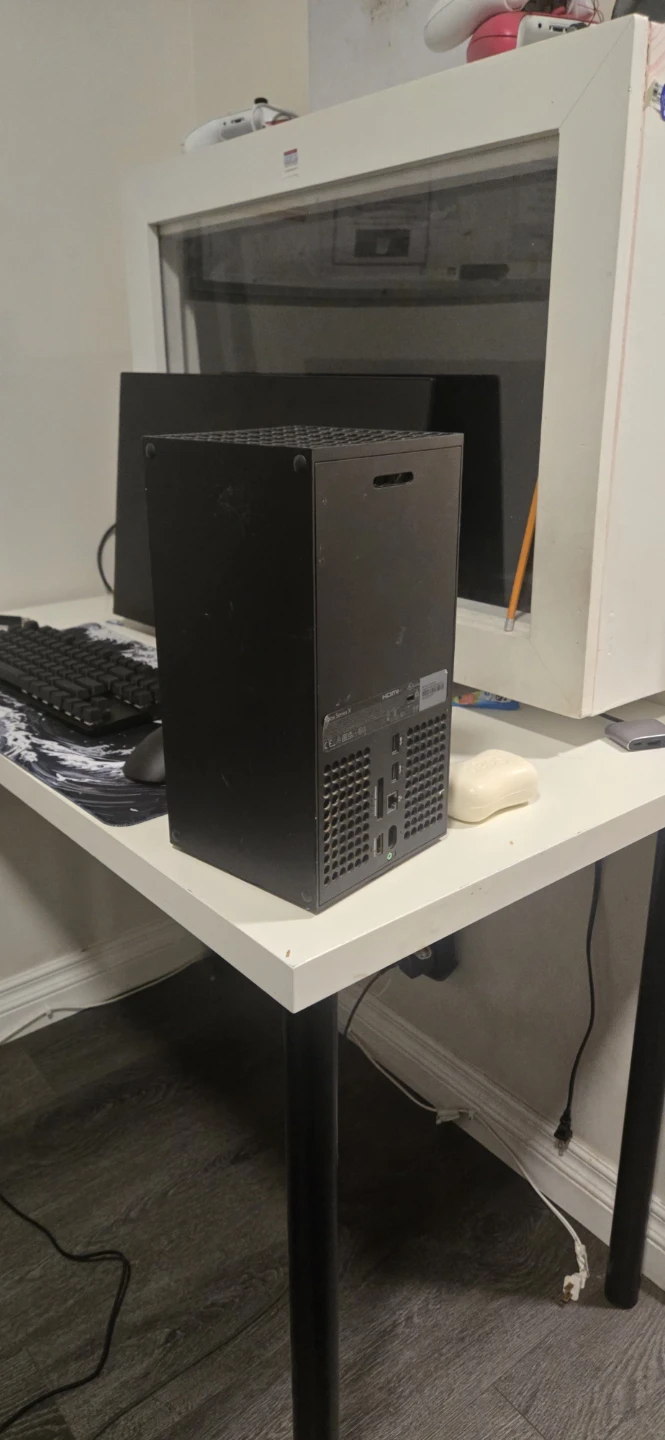 Xbox series x 1tb looking to trade for gaming pc - photo 2