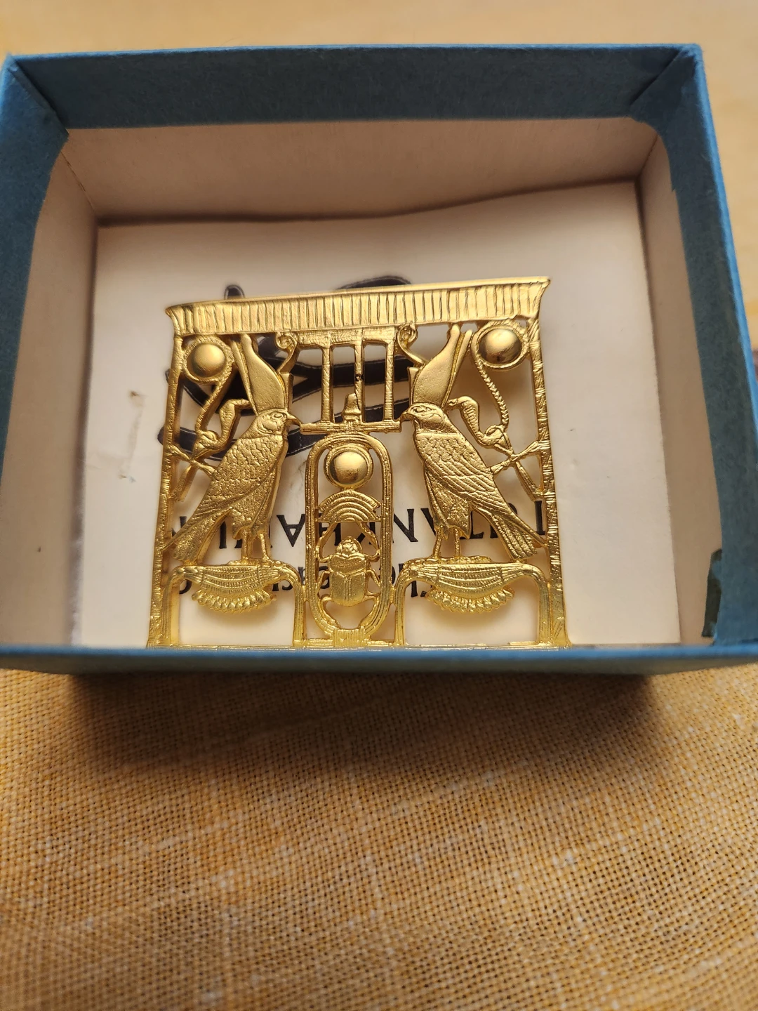 The Treasures of Tutankhamun Pectoral Brooch - photo 2