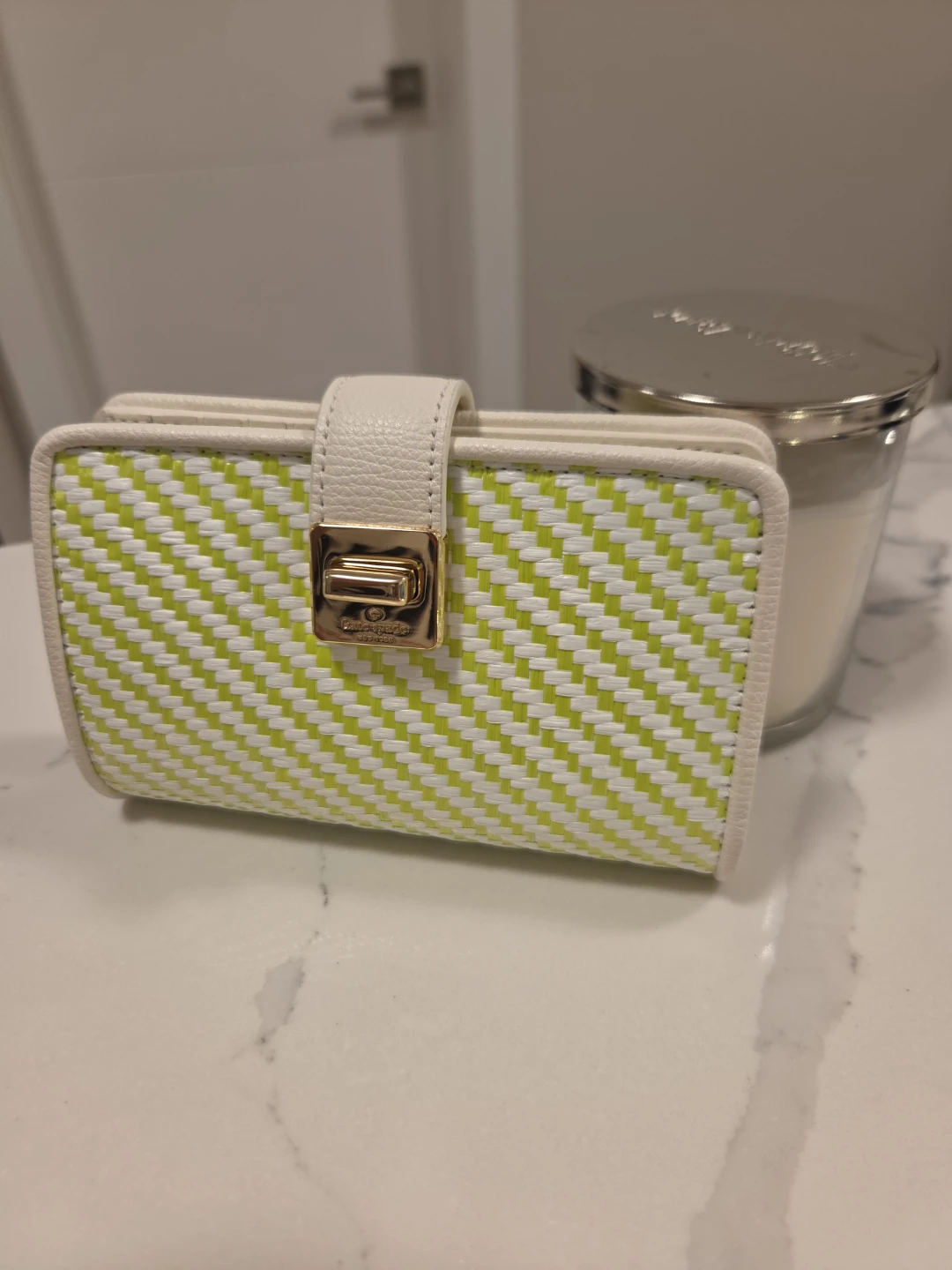 Kate Spade Woven Lime Green and White Wallet - photo 4