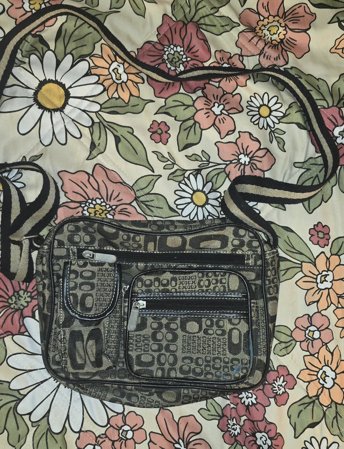 Geometric Print Crossbody Bag